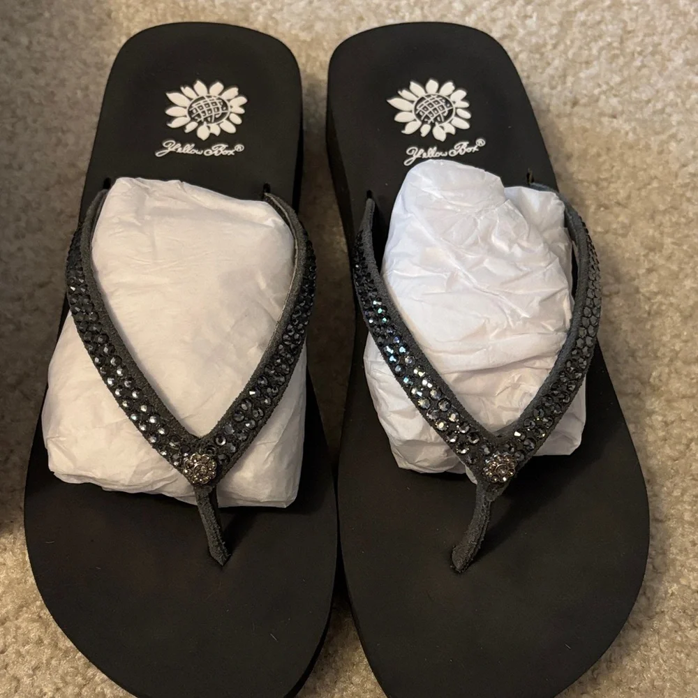 Yellow Box Black Sandals with Sparkling Accents - Picture 2 of 4